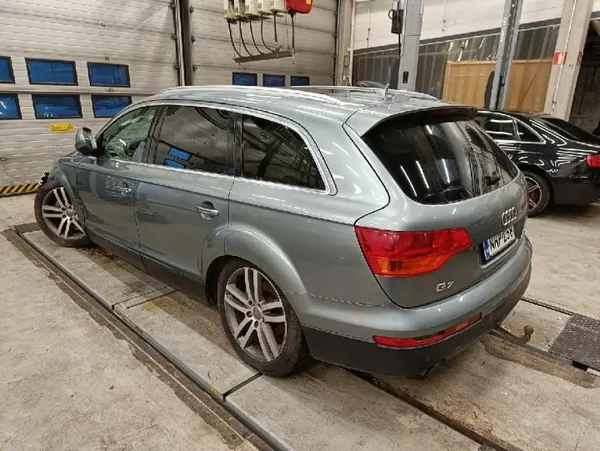 Pakoputken keräin OEM 059253033L Audi Q7 3.0L image 9