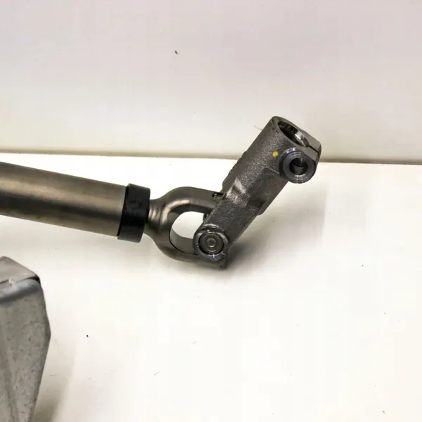 Pièce direction Ford Kuga III 2022 OEM LX6C3D077C1J image 5