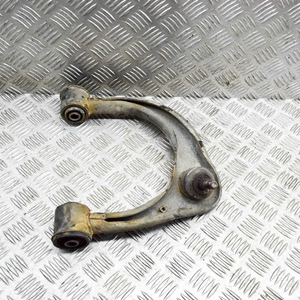 Braccio di controllo inferiore sinistro anteriore Toyota Land Cruiser (BJ70) image 3