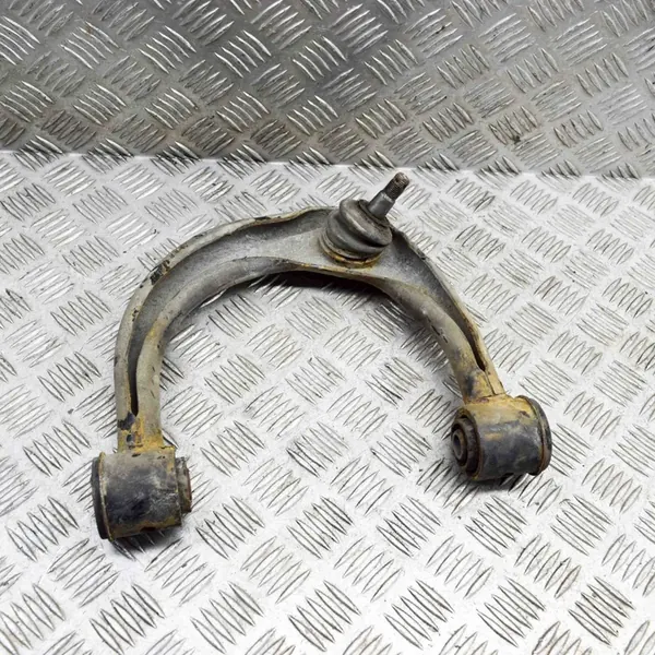 Braccio di controllo inferiore sinistro anteriore Toyota Land Cruiser (BJ70) image 4