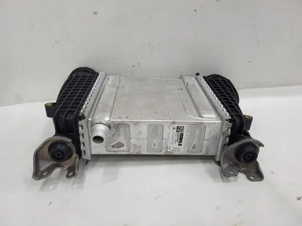 Intercooler d'occasion OEM A1390901200 pour Mercedes-Benz image 3
