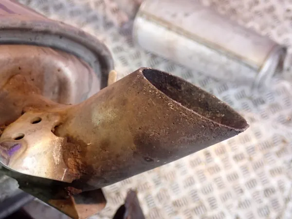 OEM 01 Pakoputken Vaimennin BMW 7 E38 3.0D M57 image 4