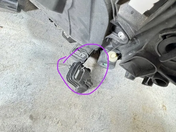 Faro Anteriore Destro Volvo S60 II V60 I 31420116 image 8