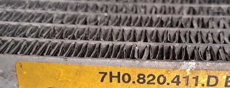 VW T5 Transporter Ilmastointijäähdytin OEM 7H0820411D image 3