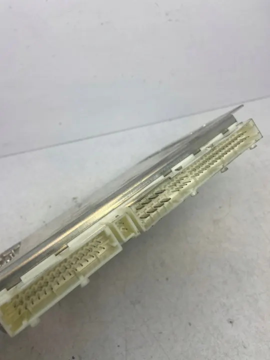 Módulo ESP Mercedes A1685450832 - Usado image 3