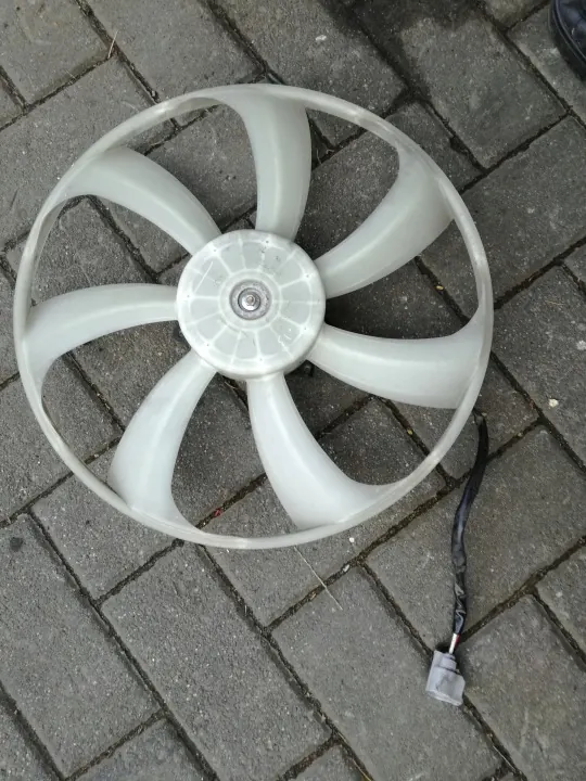 Toyota OE Tuuletin 16363-0D130 Avensis III T27:lle image 2