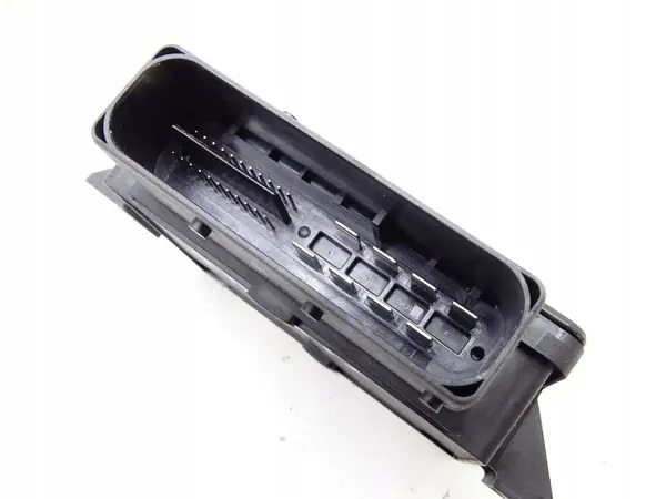 Mercedes handrem module OEM A2469006916 image 3