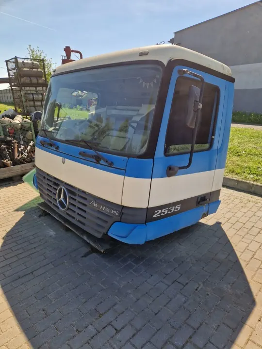 Mercedes Actros MP1 daghytt OEM A00040000008x4 image 2
