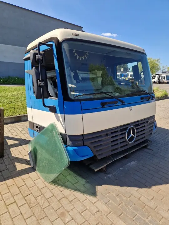 Mercedes Actros MP1 daghytt OEM A00040000008x4 image 3