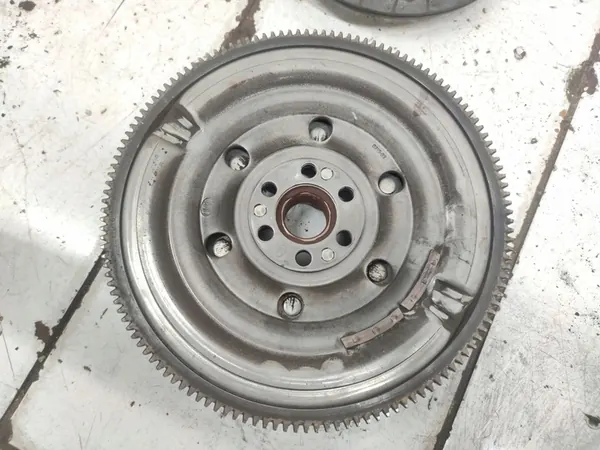 Embreagem completa Nissan Juke I F15 2016 123103YV0A image 3