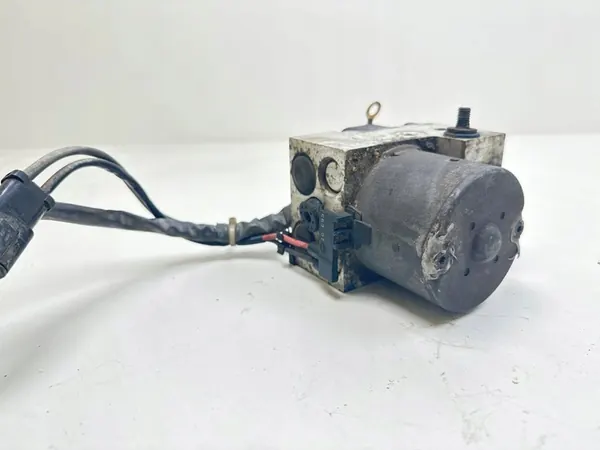 SUBARU IMPREZA LEGACY ABS POMP CONTROLLER 27531AC000 image 3