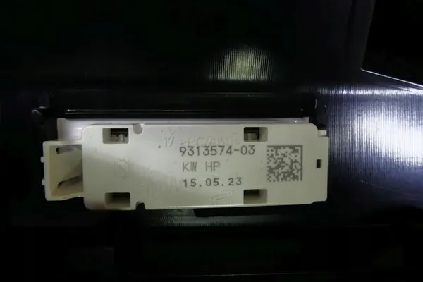 BMW OE 9363451 Passagiers handschoenenkast voor X3 G01 LCI image 9