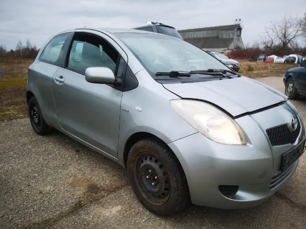 Toyota Yaris Immobilizer Computer OEM 10r023241 image 4