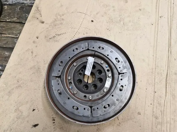 RENAULT TRAFIC 3 III VIVARO B 1.6 DCI Volante Duplo 123103802R image 3