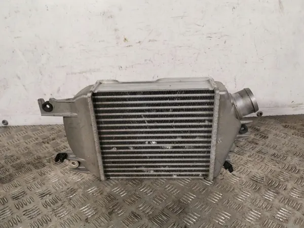 Subaru Outback Intercooler OEM FBZ15296 - Käytetty image 3
