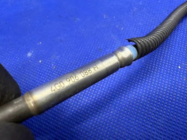 Sensor de Temperatura VW Audi 4G0906088H image 5