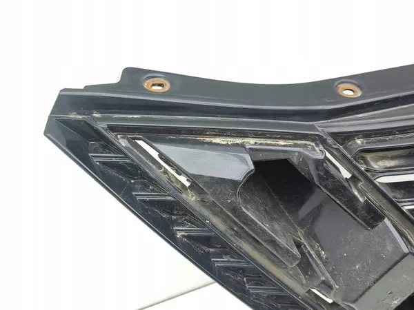 Nissan Qashqai 2018 Grill / Upper Radiator Cover OEM 62310HV00A image 2