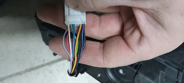 Vasen peili TOYOTA C-HR 9 pin Eurooppa 2016- image 8