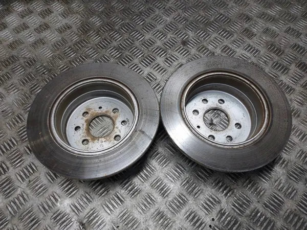Bremscheiben Hinten + Beläge + Bremssättel OEM Opel Vectra B image 3