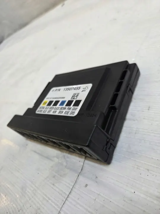 Módulo Confort OEM 13507455 para Opel Adam image 4