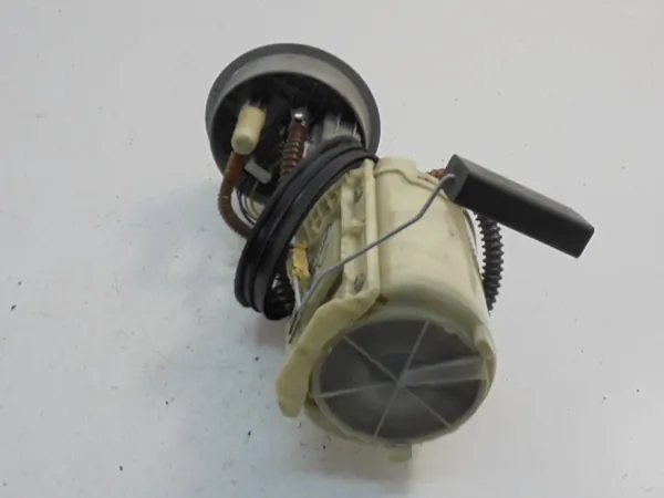 SKODA FELICIA 1.3 Brandstofpomp Niveausensor 6U0919051F image 3