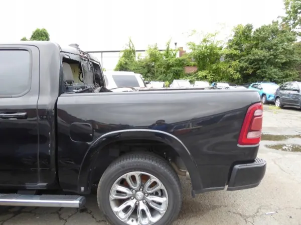 Flanc gauche de benne courte OEM edfgdfgdfg Dodge Ram 2019- image 9