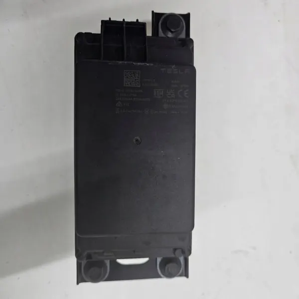 Sensor Radar Distronic Tesla OEM 158570901E Usado image 2