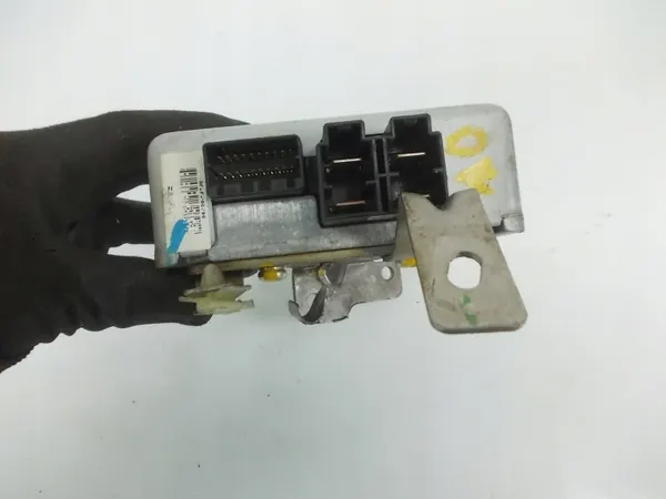 Module direction assistée OEM 56300-1J700 Hyundai i20 08-14 image 3