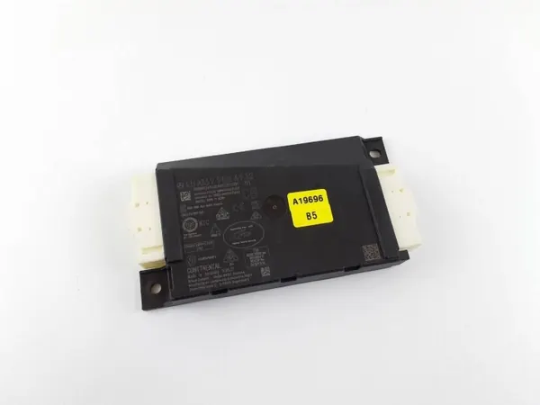 Mercedes-Benz Keyless-Modul OEM A1679006912 image 2