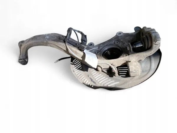 Buje de rueda delantera Audi Q7 2017 OEM 4M0407560 image 8