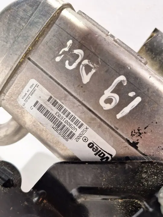 Válvula EGR Enfriador de Escape Renault Scenic III 1.9 DCI image 4