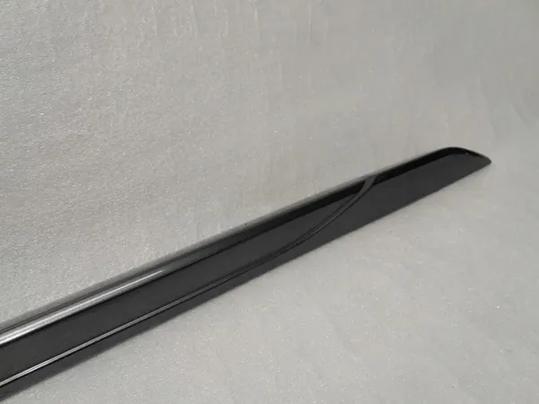 Audi A4 B9 S-Line Höger Sidoklädsel OEM 8W0853932A image 5