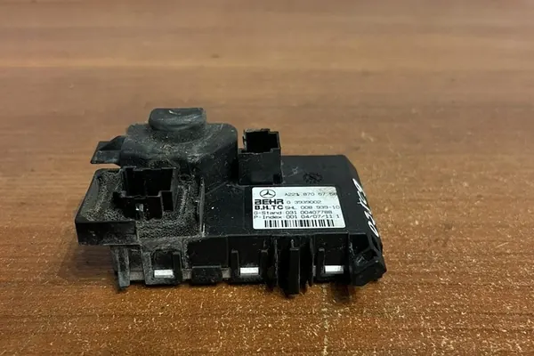 Verwarming Ventilator Relais MERCEDES-BENZ S (W221) A2218706758 image 5