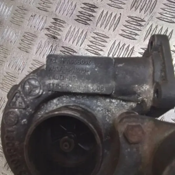 Turbo usado OEM A668096 para Mercedes-Benz Clase A image 4