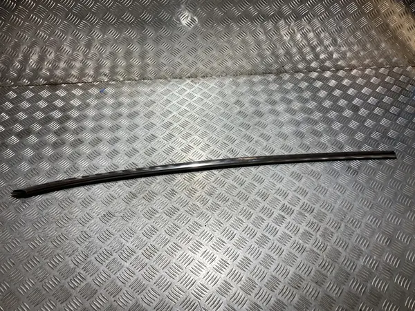 Citroen C5 Aircross 2021 Trilha de teto direita OEM image 1