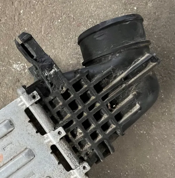 INTERCOOLER RADIATOR MERCEDES S-KLASSE W221 image 3