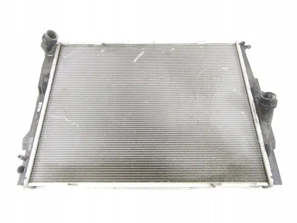 Radiador de agua BMW e81 e82 e87 e88 e90 e91 e92 e93 image 2