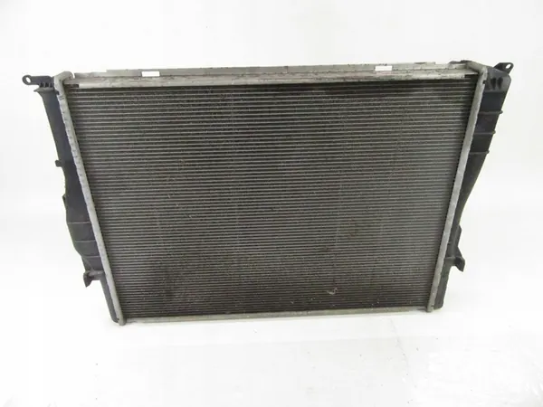 Radiador de agua BMW e81 e82 e87 e88 e90 e91 e92 e93 image 9