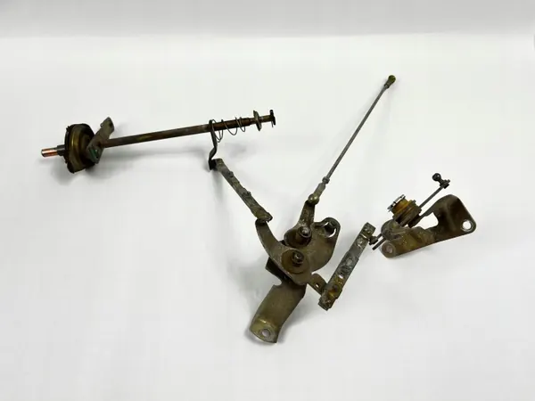 Mercedes W126 V8 Gaspedalzug OEM - 420 500 560 image 2