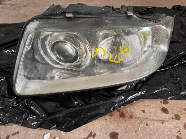AUDI A3 S3 I 8L0 Faro Xenón Izquierdo 00-03 OEM image 2