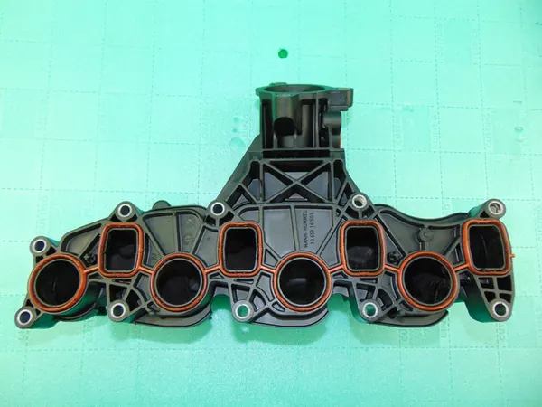Coletor de admissão 2.0 TDI Audi A4 A6 Q3 Q5 03L129711AN image 3