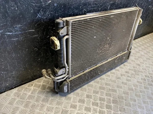 Radiador de Aire Acondicionado 6R0145805H Škoda Rapid 2015 image 2