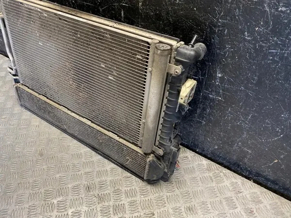 Radiador de Aire Acondicionado 6R0145805H Škoda Rapid 2015 image 3