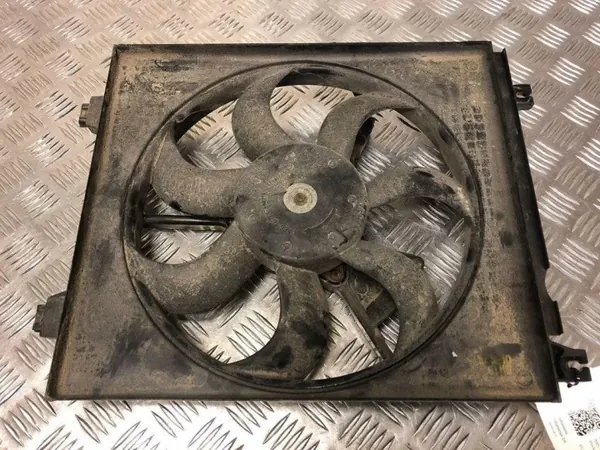 KIA Ceed Lüftergehäuse OEM PA66GF17M21 - Gebraucht image 2