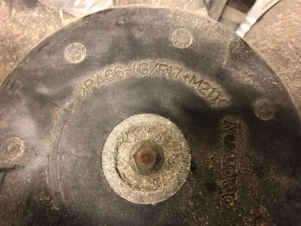 KIA Ceed Lüftergehäuse OEM PA66GF17M21 - Gebraucht image 3