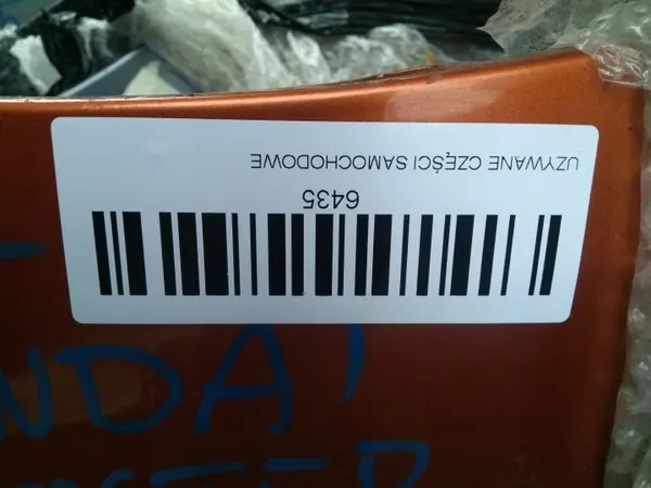 Para-lamas dianteiro esquerdo OEM 360203673 Hyundai Veloster image 9
