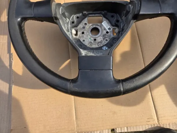 Volant d'occasion OEM 1K0419091B pour Golf V image 6