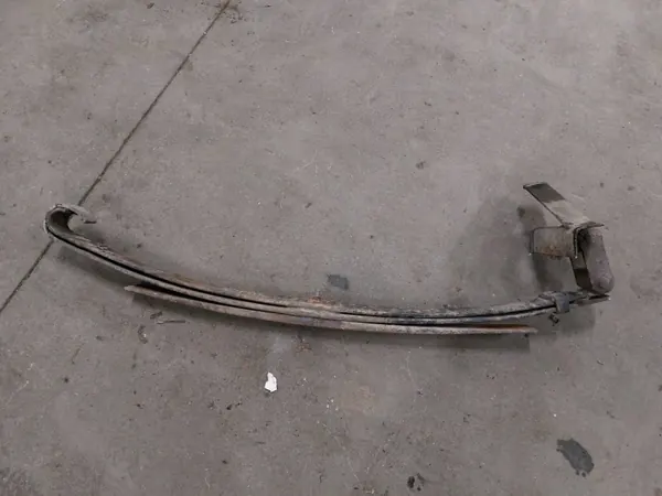 Ressort à lames gauche arrière RESOR TYŁ Mercedes-Benz T1 image 4