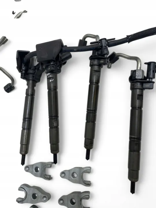 Audi Q7 2018 Kit inyección OEM 059130277FE image 7