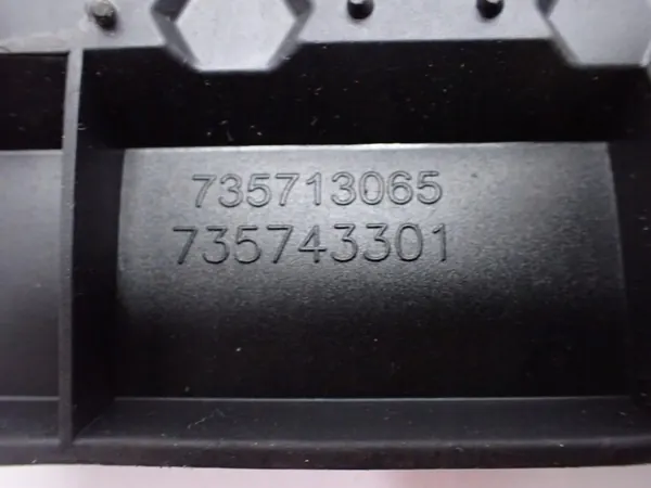 Gummifußmatten OEM 735713065 735743301 Jeep Compass II image 5